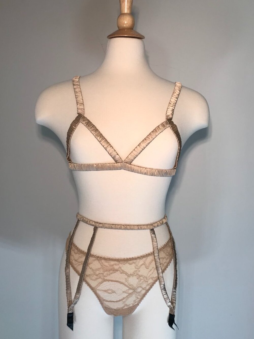 Vintage Kiki De Montparnasse Champagne Silk Voyeur Frame Bra & Garter Set